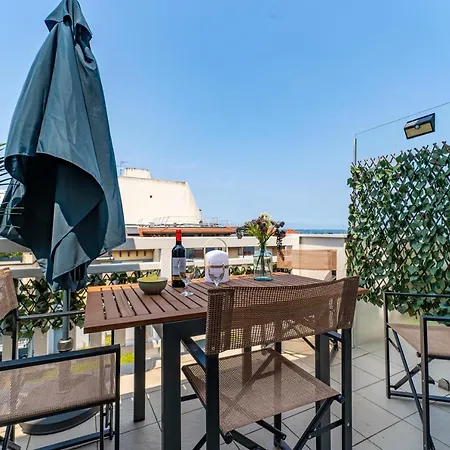 Piton Des Neiges - Nid Douillet Terrasse Vue Port 阿卡雄