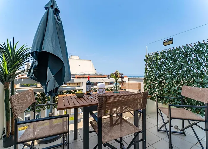 Piton Des Neiges - Nid Douillet Terrasse Vue Port 阿卡雄